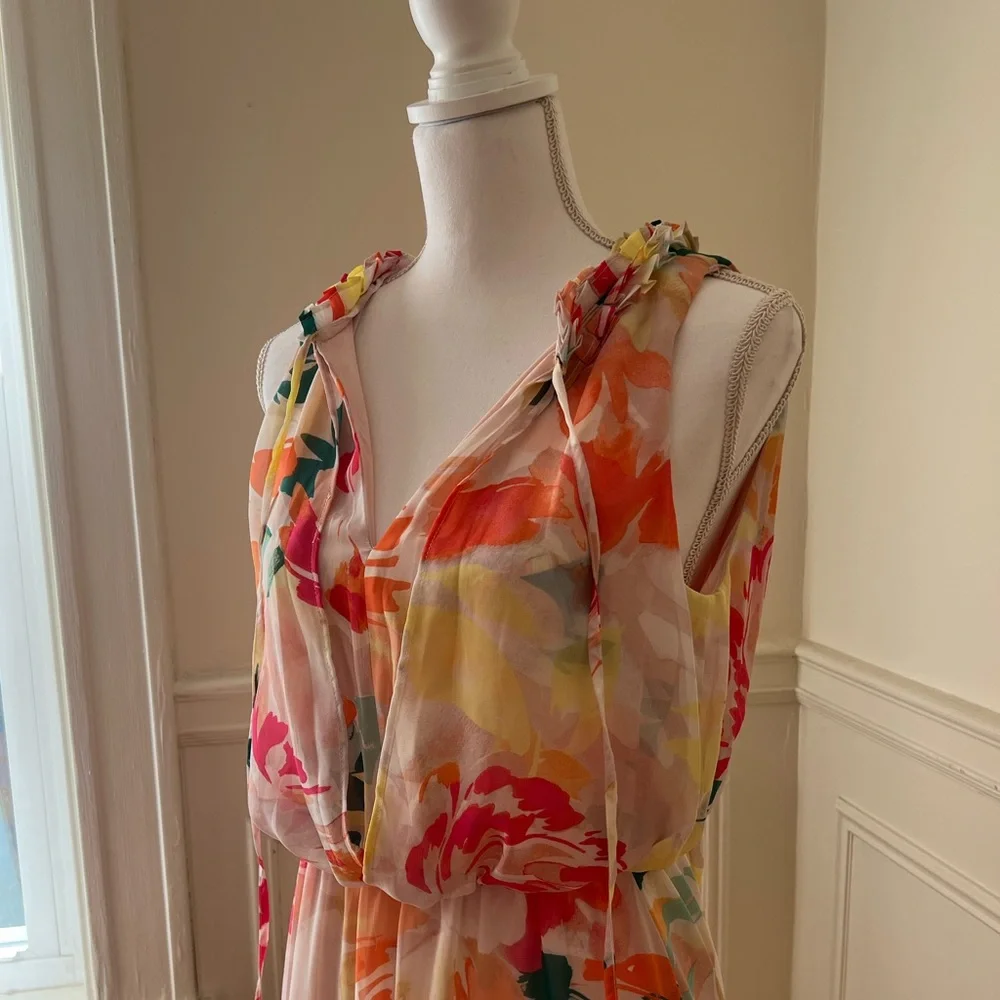 Bright Floral Mini Dress - Picture 4 of 10